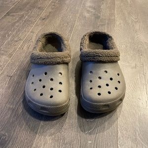 Kids Brown Fuzzy crocs